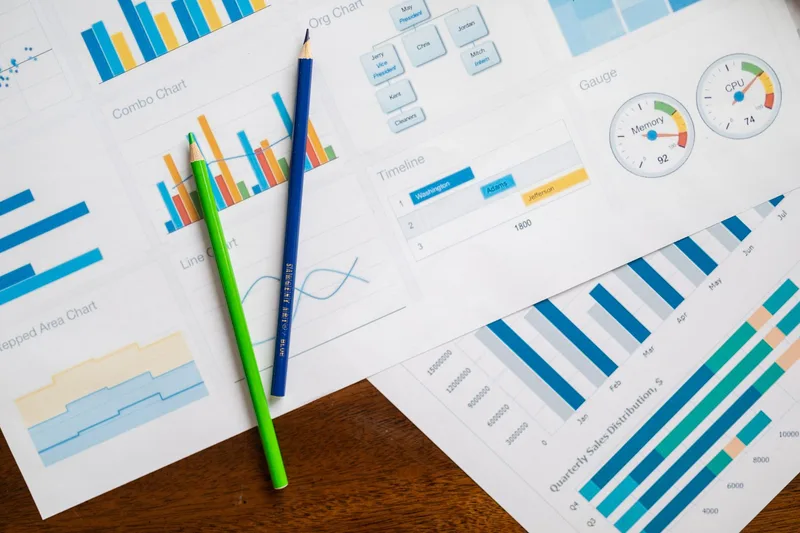 Data analytics chart showing ecommerce conversion rate distribution across online stores